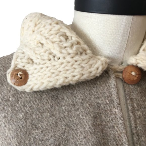 NEW Vintage Wool Blanket Cape Cable Knit Collar Handmade Fringed Long Americana - Picture 13 of 16